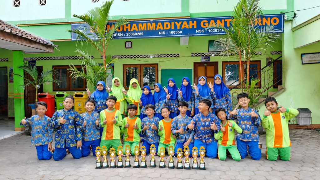SD Muhammadiyah Gantiwarno Raih Juara Umum MAPSI 2026, Ukir Prestasi Gemilang